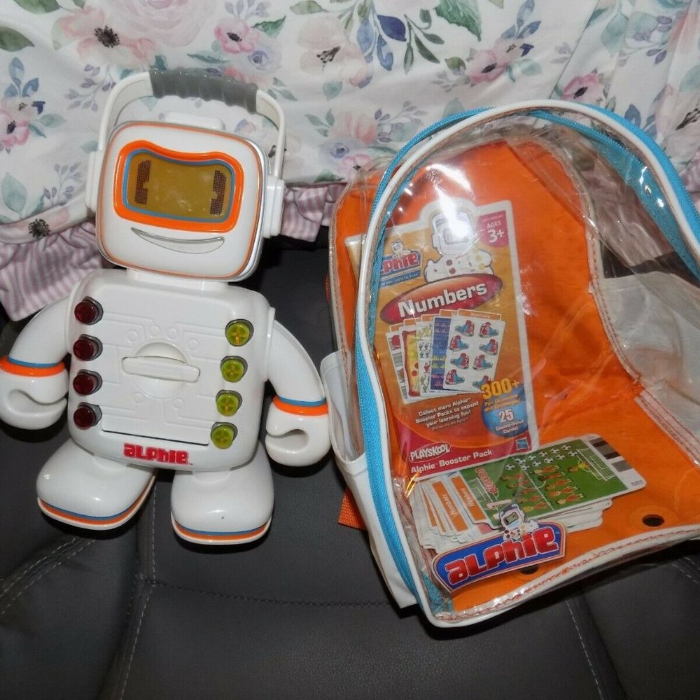 Electronic Alphie (Playskool, Hasbro, 2009) w/ Carrying Case EUC